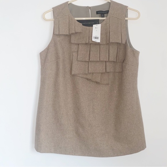 NWT Banana Republic Sleeveless Box Pleat Top Tan with Gold - Picture 1 of 8